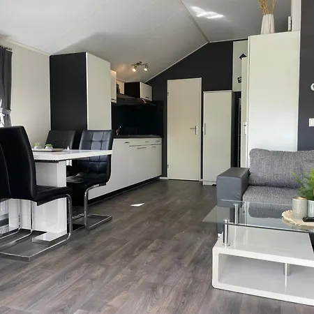 Holiday home Family Wood Strandallee 1 , 06249 Mucheln